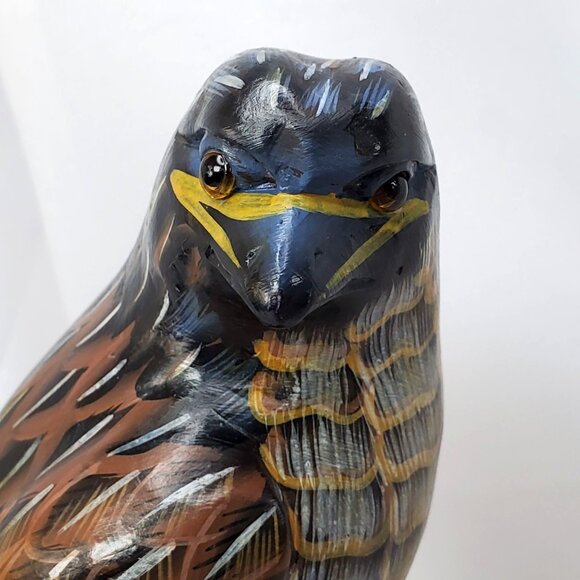 Vintage Action International Painted Stone Bird Figurine Falcon Hawk 5.25" tall - Picture 16 of 16